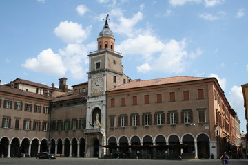 Obraz premium Modena, Emilia Romagna, Italy: view of Square Grande 