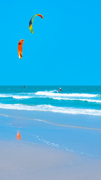 Kitesurfing Thailand Hua hin on a Sunny day