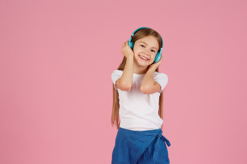 Dancing and singing. Teenager listen music. Recommended music based initial interest. Free music...