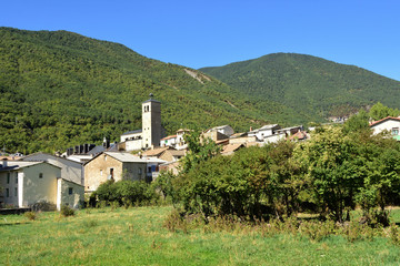 Fototapeta na wymiar village of Biescas, Huesca province, Aragon, Spain