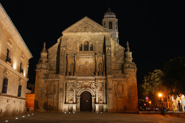 Fototapeta na wymiar church of el salvador in ubeda, jaen at night with the lights on without people. world heritage city