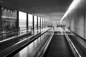 Flughäfen Gänge im Changi Airport Singapur schwarz-weiß Struktur