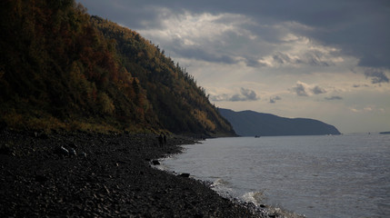 Amur river. overcast. rocky shore