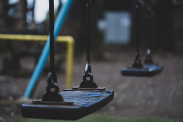 ブランコの座面