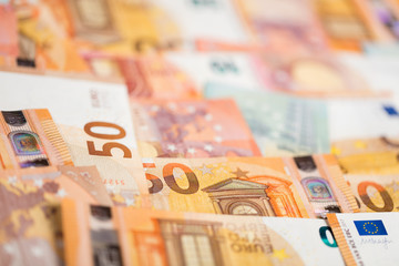 Viele Euro-Banknoten als Hintergrund