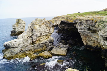 Fototapeta na wymiar rocks in sea