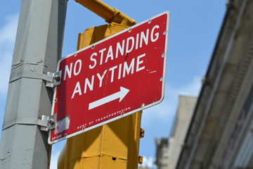 Obraz premium Prohibiting road signs in the NY city