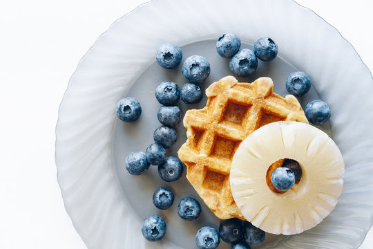 pancakes with blueberries and pineapple