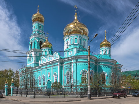 Kazan Cathedral (Cathedral of Our Lady of Kazan) in Syzran, Samara Oblast, Russia. The cathedral was built in 1866-1872 in the Neo-Russian style.