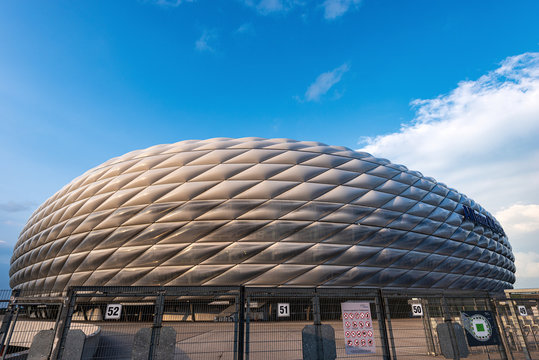 Allianz Arena (Fussball Arena Munchen, Schlauchboot), the home football stadium for FC Bayern Munich. Widely known for its exterior of inflated ETFE plastic panels