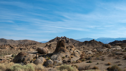 Fototapeta na wymiar geology and rocks at Alabama hills, california