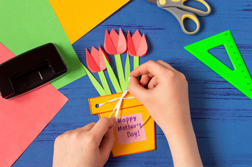 Child makes card for Mother's Day. Step 12