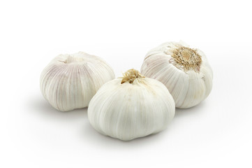 Garlic isolated on white background_clipping path