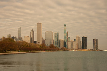 Views of downtown Chicago from Grant park