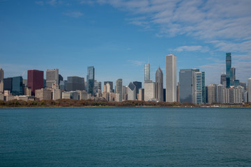 Fototapeta na wymiar Views of downtown Chicago from Grant park