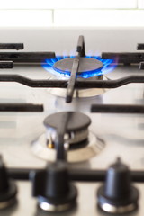 Spanish government prohibits cutting gas supply while pandemic lasts