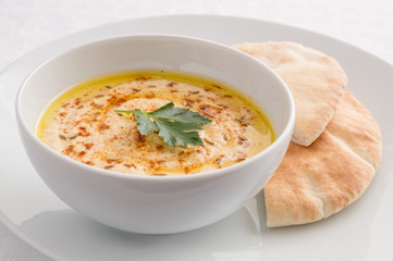 hummus bowl with pita