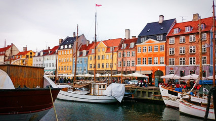 Fototapeta premium Traditional Houses Nyhavn in Copenhagen, Denmark
