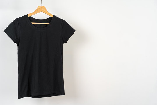 Download 3 125 Best T Shirt Mockup Hanger Images Stock Photos Vectors Adobe Stock