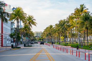 Middle of street photo Miami Beach Ocean Drive Coronavirus Covid 19 shut down quarantine