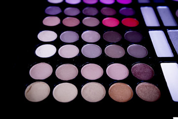 Color palette with eyeshadow powder