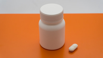 drug container with pill
