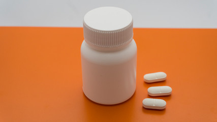 drug container with pills