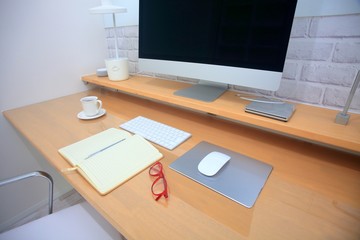 在宅勤務　キャリアウーマン