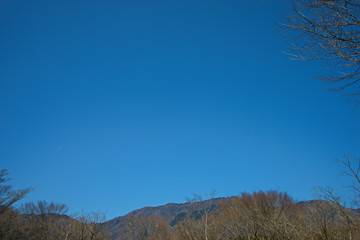 毛無山と青空