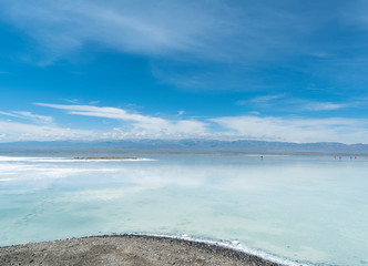 Fototapeta premium Beautiful nature landscape view of Emerald Salt Lake in Qinghai China
