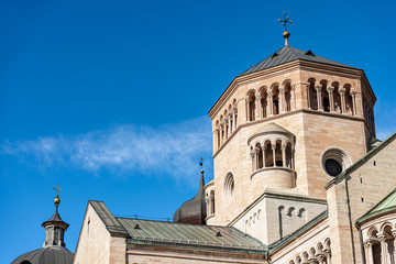 Naklejka premium Closeup of the San Vigilio Cathedral (Duomo di Trento, 1212-1321) in Romanesque and Gothic style, Trento downtown, Trentino-Alto Adige, Italy, Europe