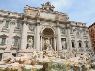 Obraz na płótnie Canvas Trevi fountain in the morning, Rome, Italy. Rome baroque architecture and landmark. Rome Trevi fountain is one of the main attractions of Rome and Italy