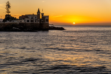 Obraz premium Wulff Castle at sunset. Vina del Mar, Chile
