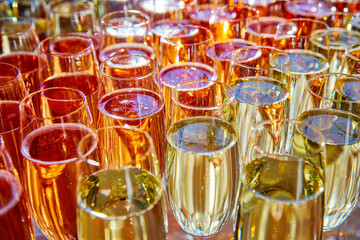 glasses of champagne