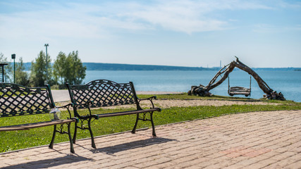 A beautiful view of the scene and objects.