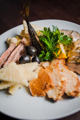 fish appetizer with toasts and olives_00