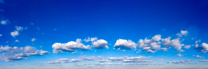 Panorama Blue sky and white clouds. Bfluffy cloud in the blue sky background
