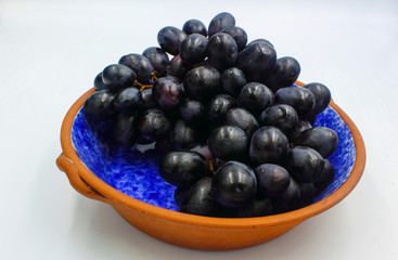 bowl of grapes