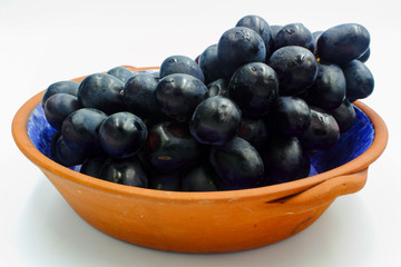 bowl of grapes