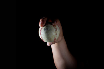 右手投げ投手の変化球の握り方