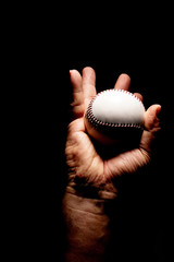 右手投げ投手の変化球の握り方