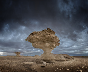 Fototapeta na wymiar The White Desert in the Sahara of central Egypt
