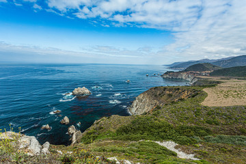 Fototapeta na wymiar A beautiful View in Califórnia coast - Big Sur, Condado de Monterey, Califórnia