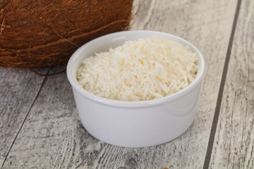 Coconut shredded chip with nut