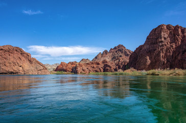 Fototapeta na wymiar The Colorado River Red Rock reflection