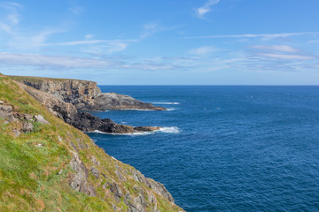 Fototapeta na wymiar Landschaft rund um den Mizen Head am Atlanischen Ozean – Country Cork, Irland