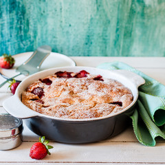 Strawberry Cake in Ceramic Pan