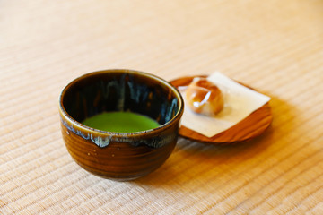 抹茶と茶菓子