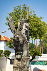 Obraz premium A beautiful view of Wat Pho buddhist temple in Bangkok, Thailand.