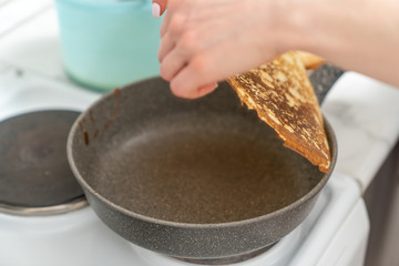 cooking delicious thin pancakes at home